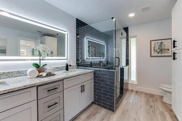 $4,250 | 9962 Larchbrook Drive, Dallas, TX 75238