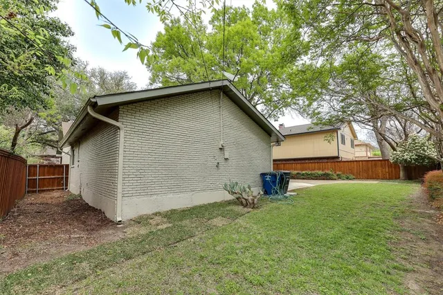 $4,250 | 9962 Larchbrook Drive, Dallas, TX 75238