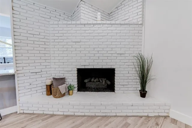 $4,250 | 9962 Larchbrook Drive, Dallas, TX 75238