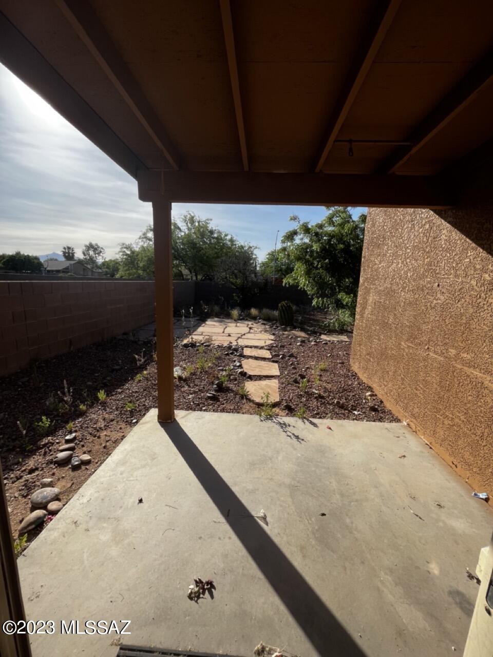 7663 South Meadow Spring Way Tucson, AZ 85747 - Photo 33 of 39