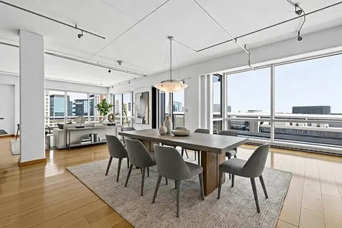 $1,649,000 | 25 Channel Center Street, Unit 1102, Boston, MA 02210