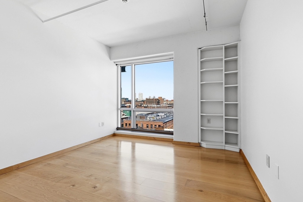 25 Channel Center Street, Unit 1102 Boston, MA 02210 - Photo 20 of 26