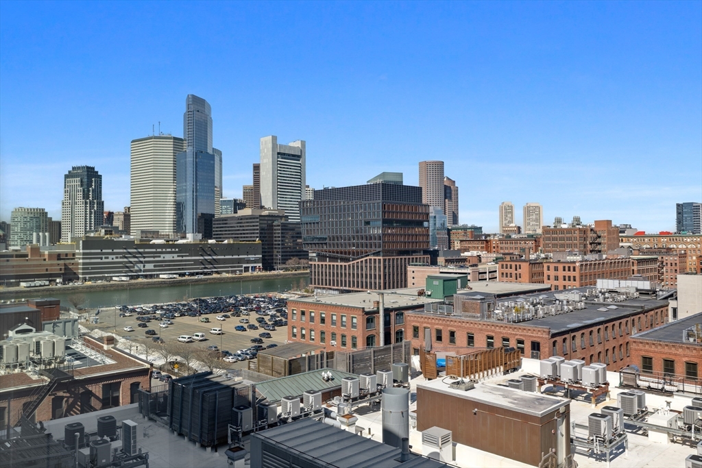 25 Channel Center Street, Unit 1102 Boston, MA 02210 - Photo 23 of 26