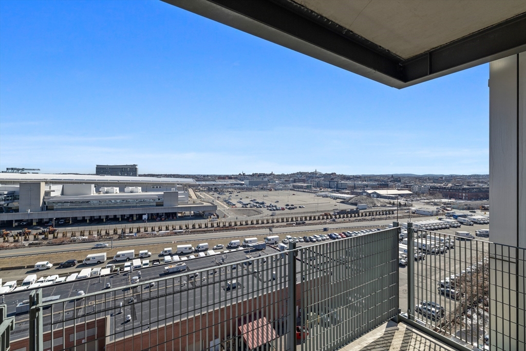 25 Channel Center Street, Unit 1102 Boston, MA 02210 - Photo 25 of 26