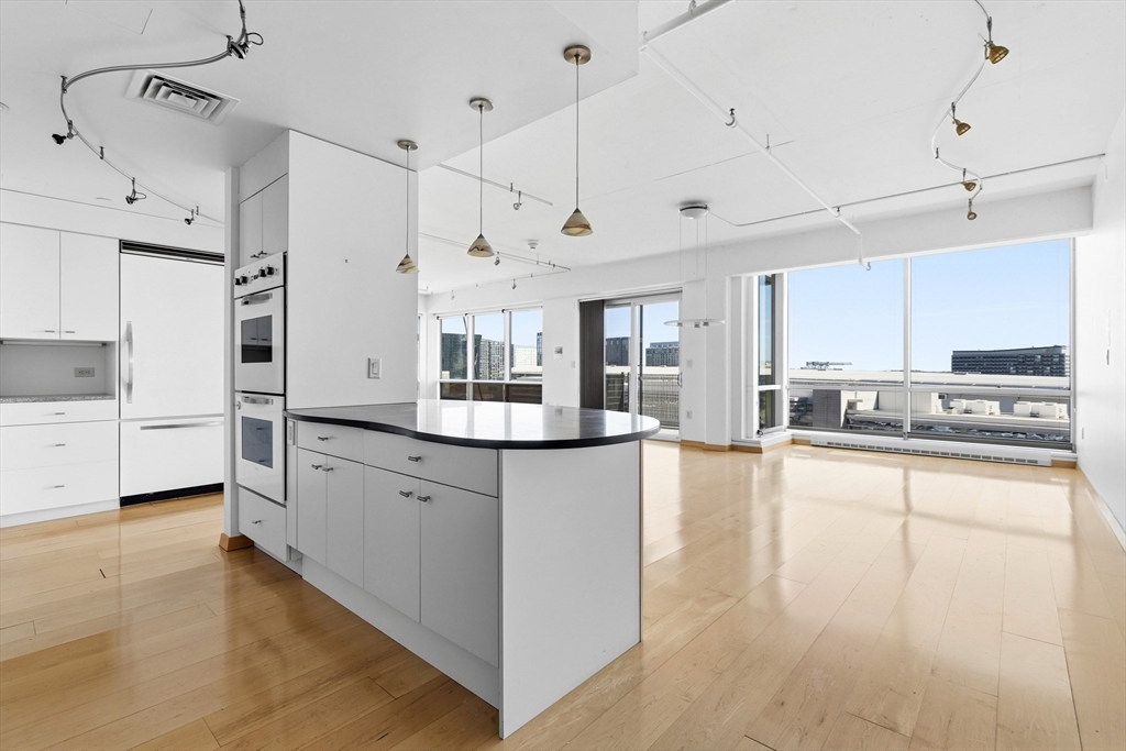 25 Channel Center Street, Unit 1102 Boston, MA 02210 - Photo 8 of 26