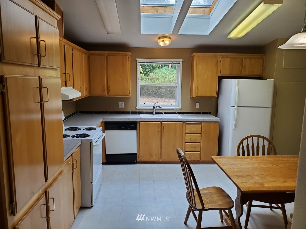 27016 Lower Burnett Road East Buckley, WA 98321 - Photo 29 of 40 Gallery Image 29