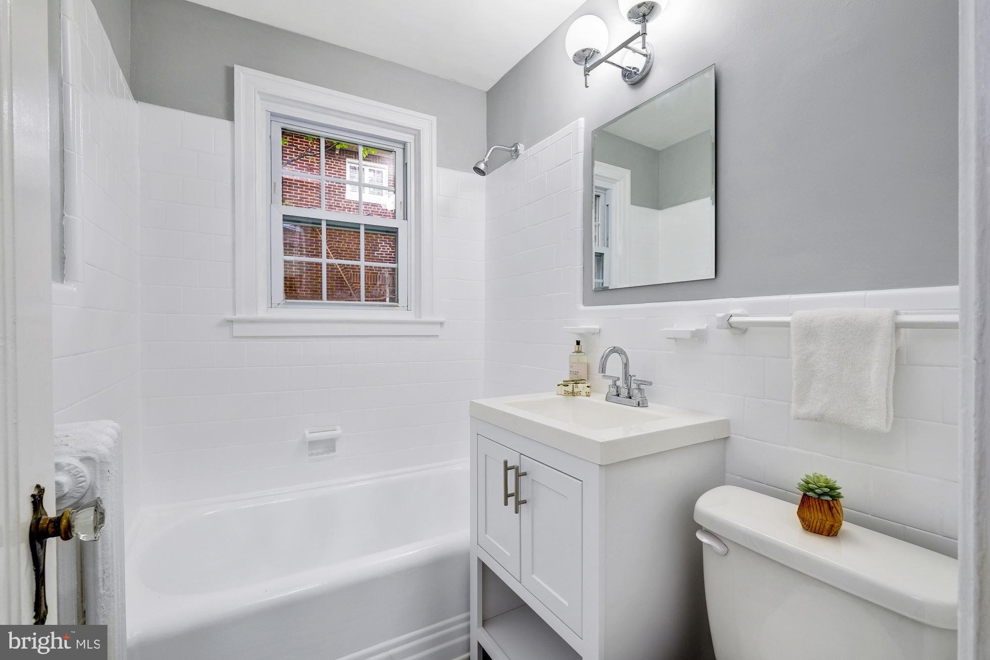 3901 Fulton Street Northwest, Unit 203 Washington, DC 20007 - Photo 13 of 22 Master Bath