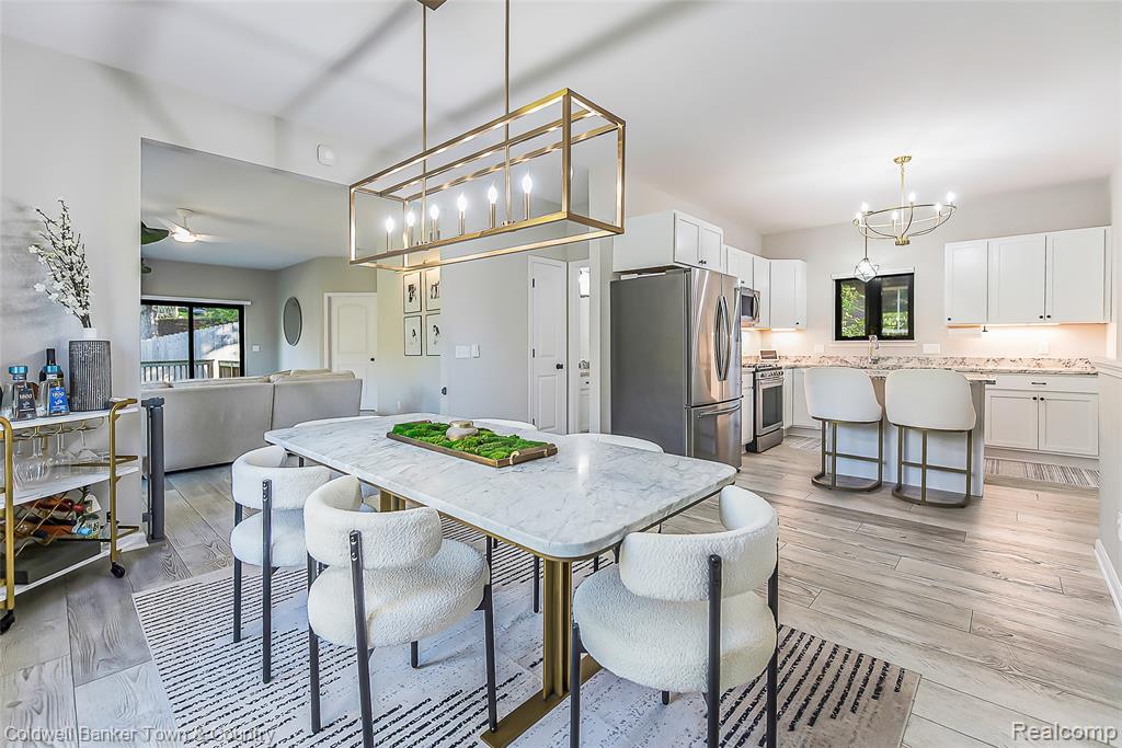 1293 Brighton Lake Road Brighton, MI 48116 - Photo 4 of 62 Gallery Image 4