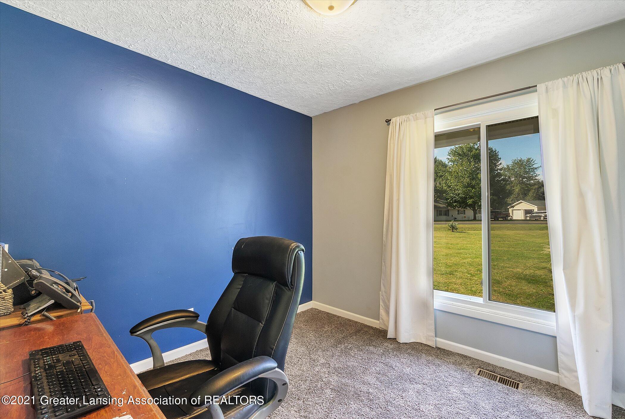 9725 East Kinley Road Ovid, MI 48866 - Photo 11 of 37 11-9725 Kinley Rd-Windowstill Real Estat