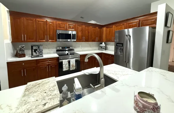 $1,200 | 10760 Northwest 18th Court, Unit 1, Plantation, FL 33322