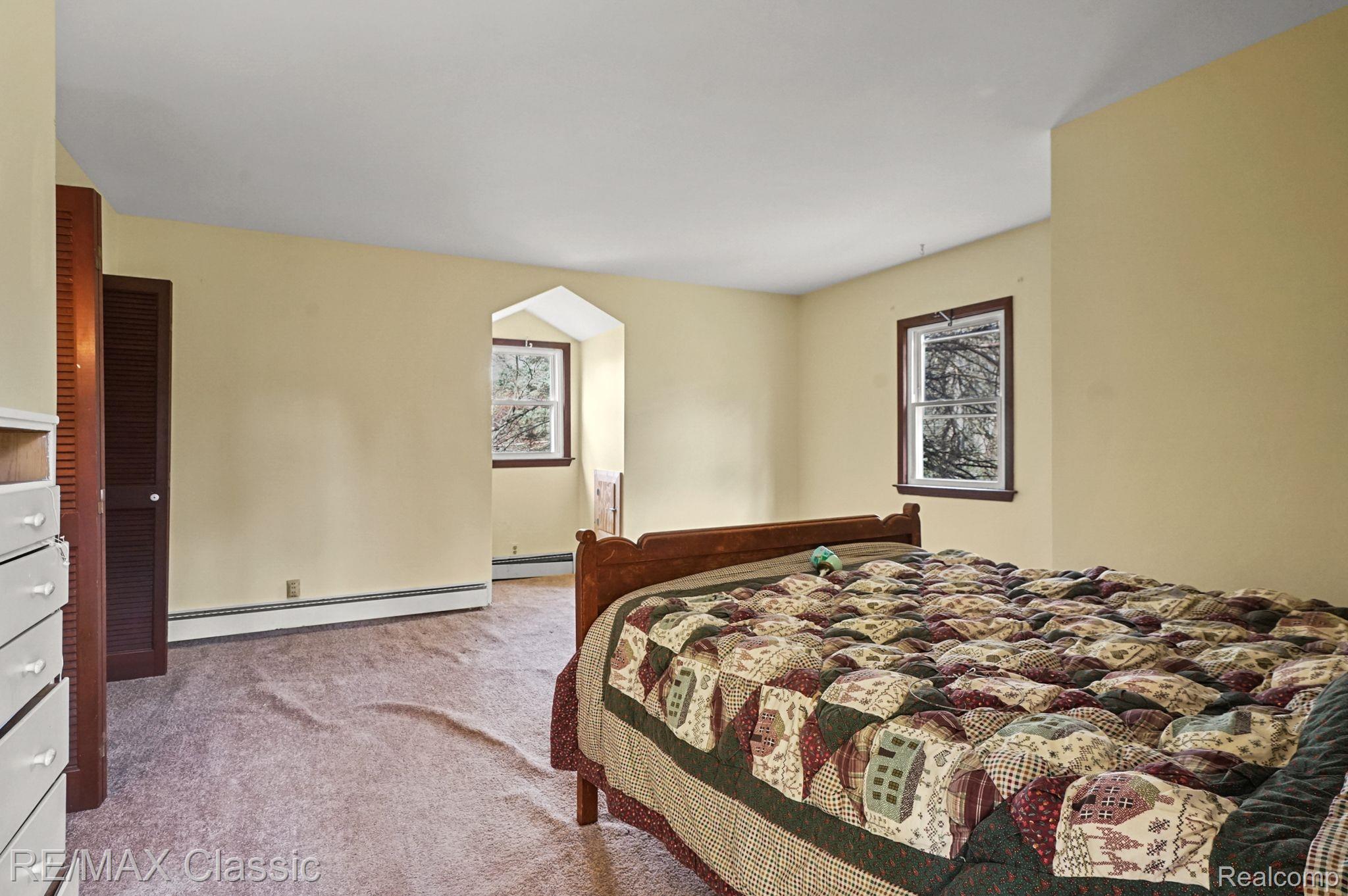 2670 Lake George Road Leonard, MI 48367 - Photo 16 of 31 Gallery Image 16