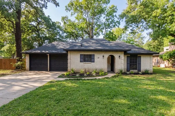 $275,000 | 41 Artesia, Conroe, TX 77304