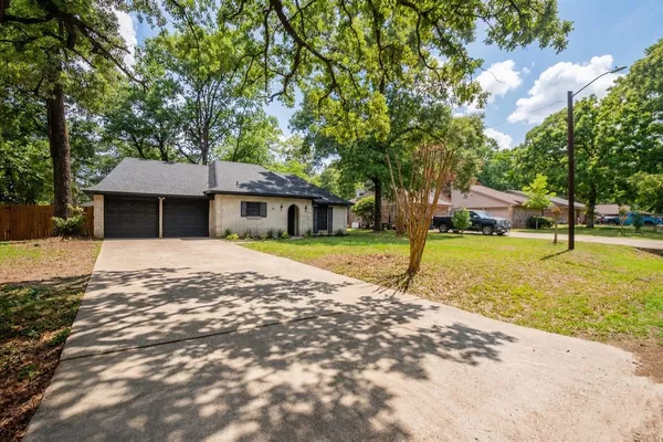 $275,000 | 41 Artesia, Conroe, TX 77304