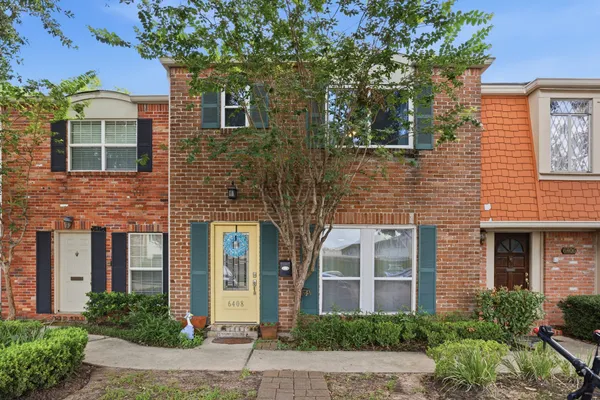 $2,400 | 6408 Burgoyne Dr., Unit 157, Houston, TX 77057