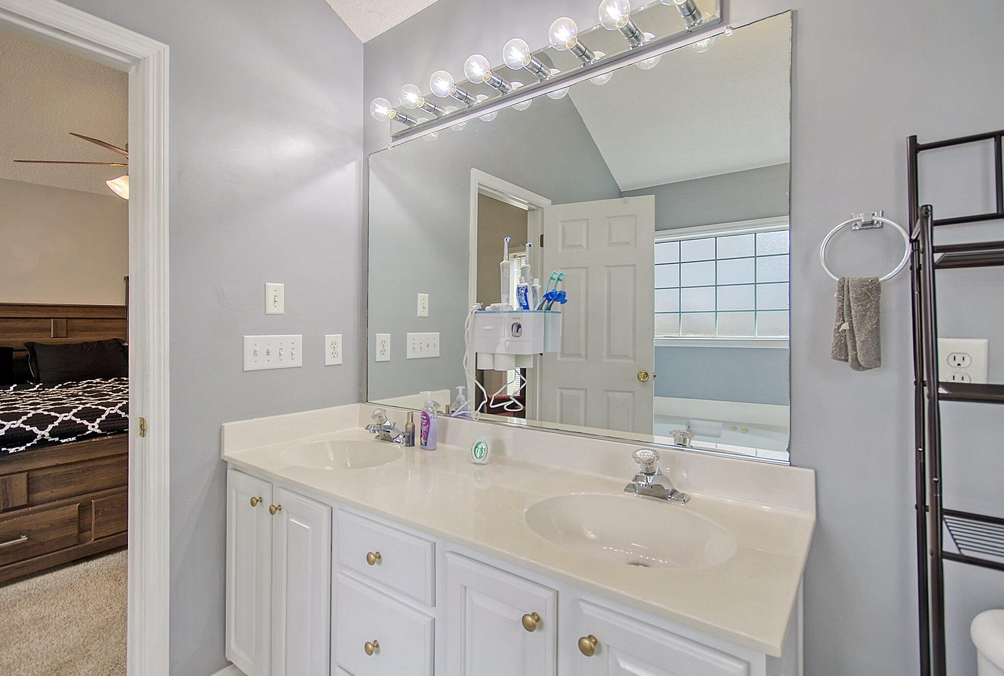 115 Seneca Circle Goose Creek, SC 29445 - Photo 11 of 17 24-web-or-mls-CREM_115 Seneca_024