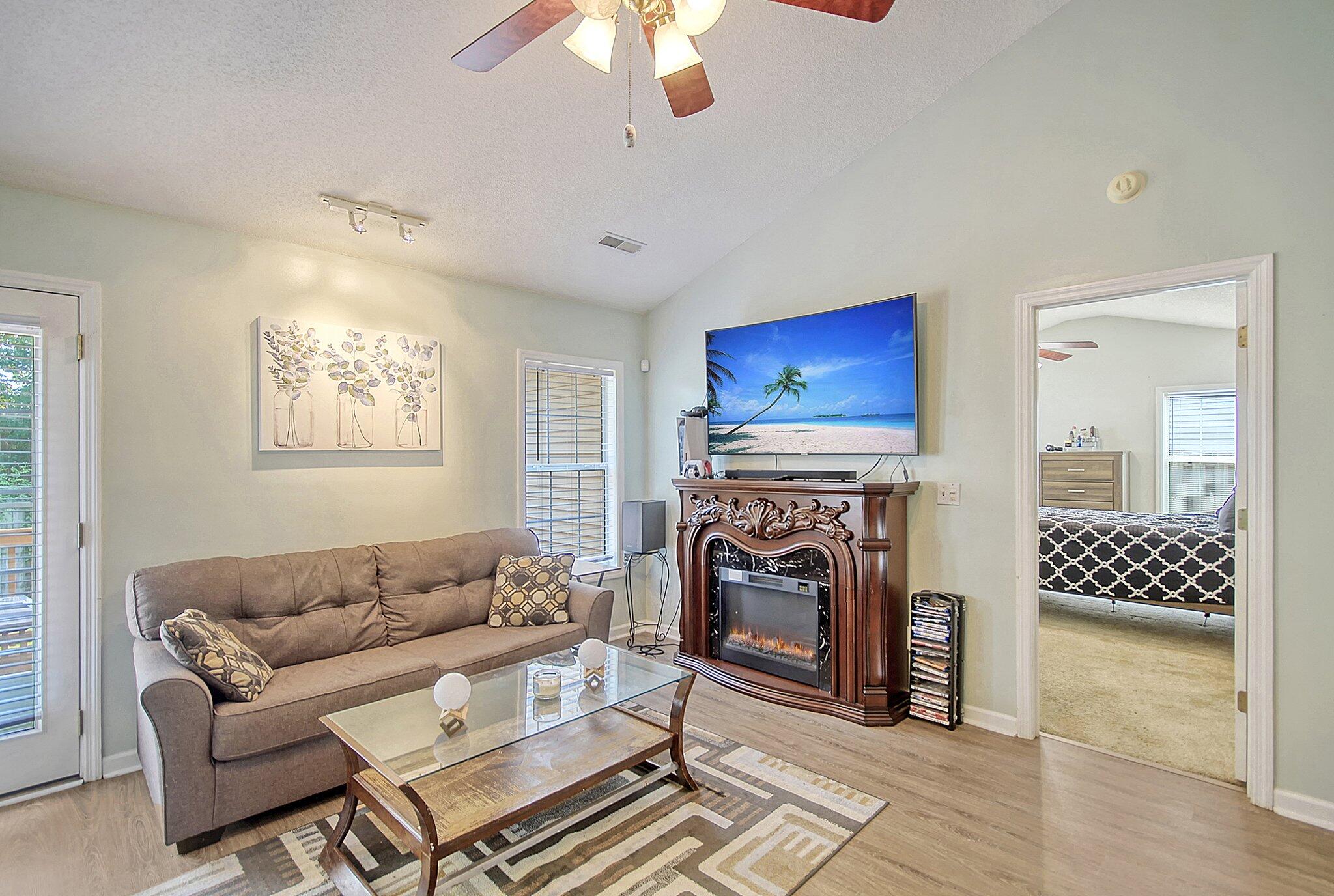 115 Seneca Circle Goose Creek, SC 29445 - Photo 5 of 17 14-web-or-mls-CREM_115 Seneca_014