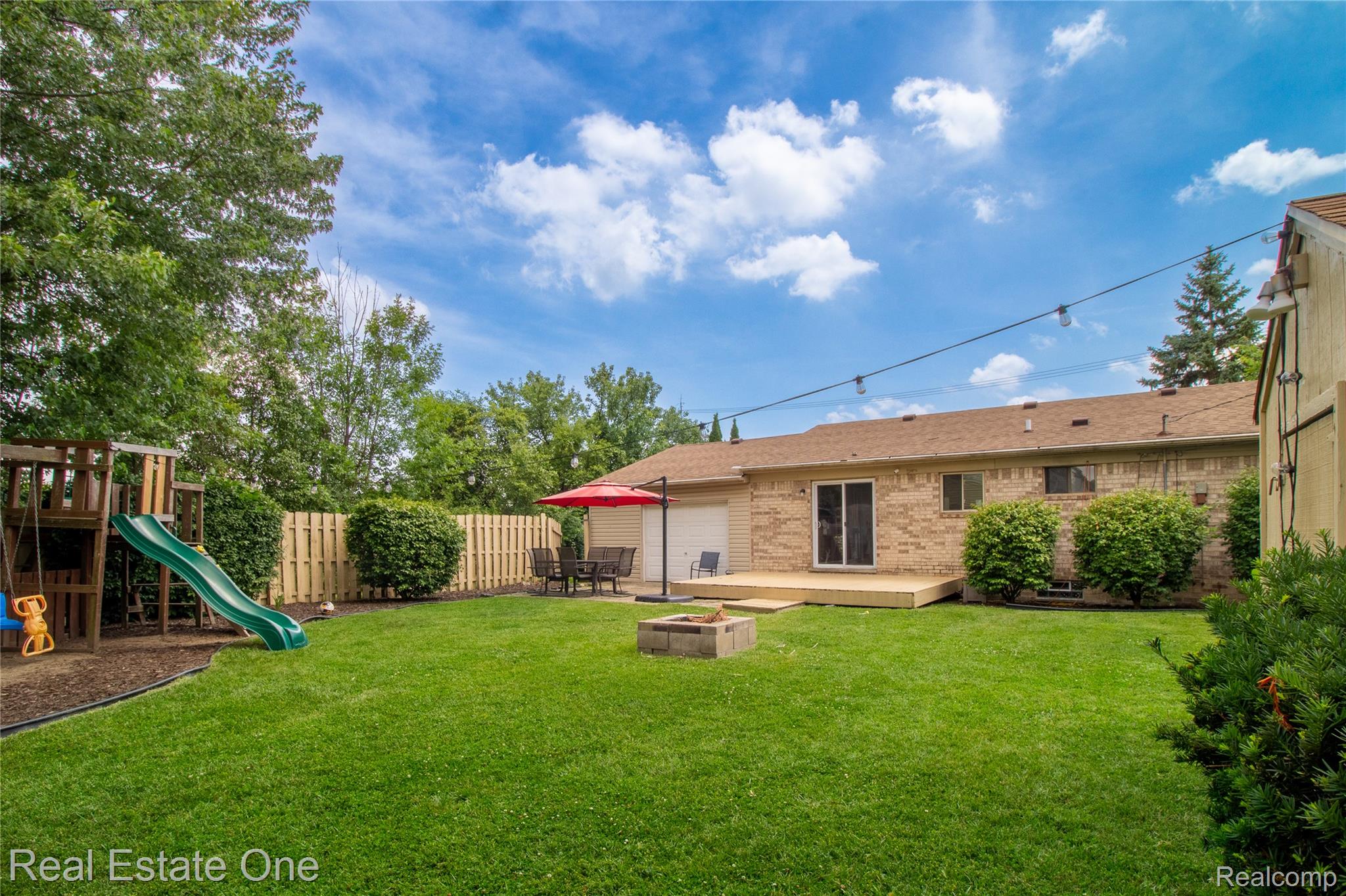 44220 Saltz Road Canton, MI 48187 - Photo 25 of 31 IMG_9283-HDR.jpg