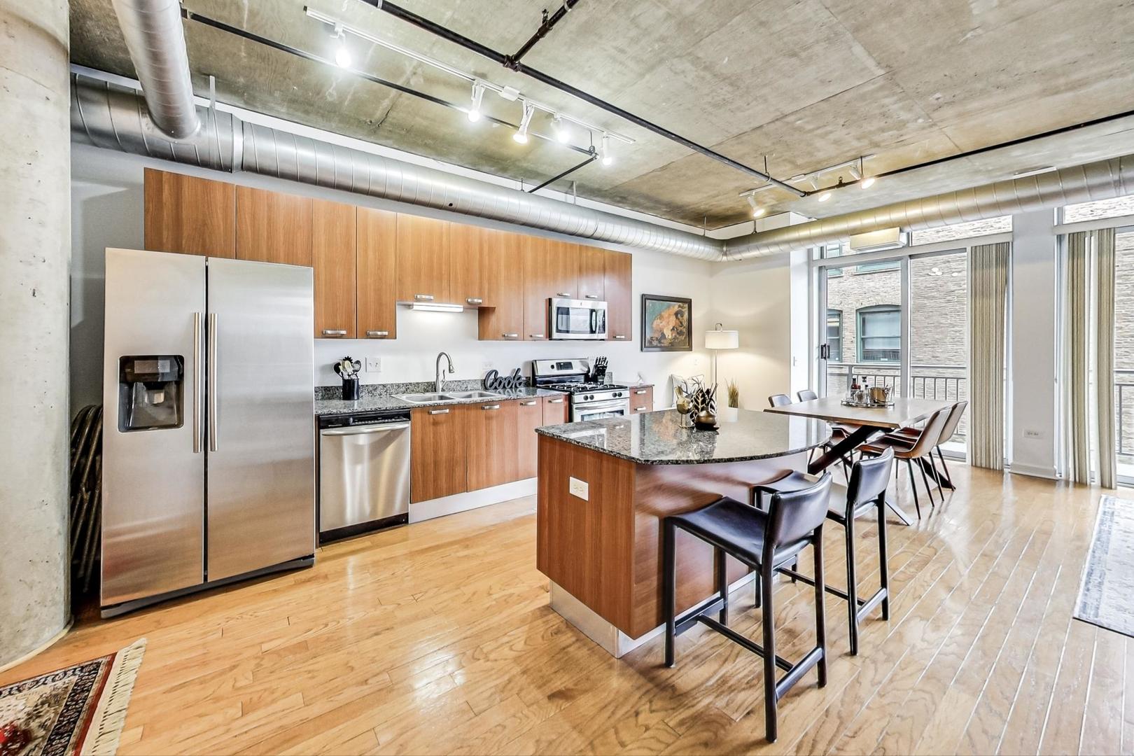 111 South Morgan Street, Unit 318 Chicago, IL 60607 - Photo 4 of 23