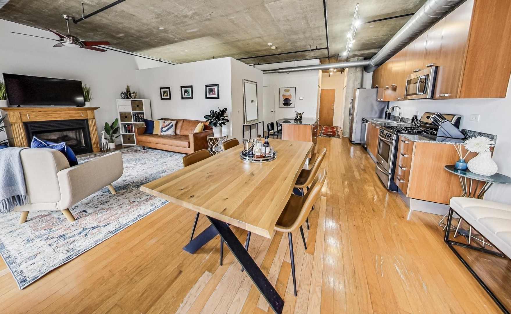 111 South Morgan Street, Unit 318 Chicago, IL 60607 - Photo 7 of 23