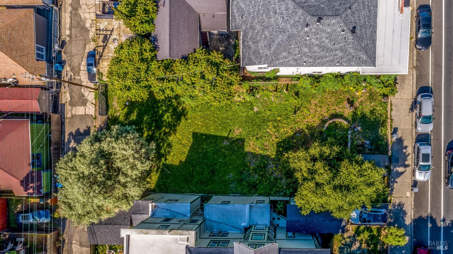 613 Georgia Street Vallejo, CA 94590 - Photo 2 of 19 an aerial view of a yard with plants