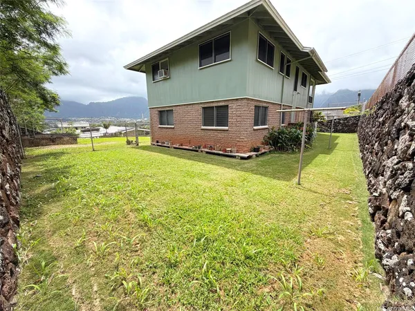 $3,500 | 45-185 Lilipuna Road, Unit D, Kaneohe, HI 96744