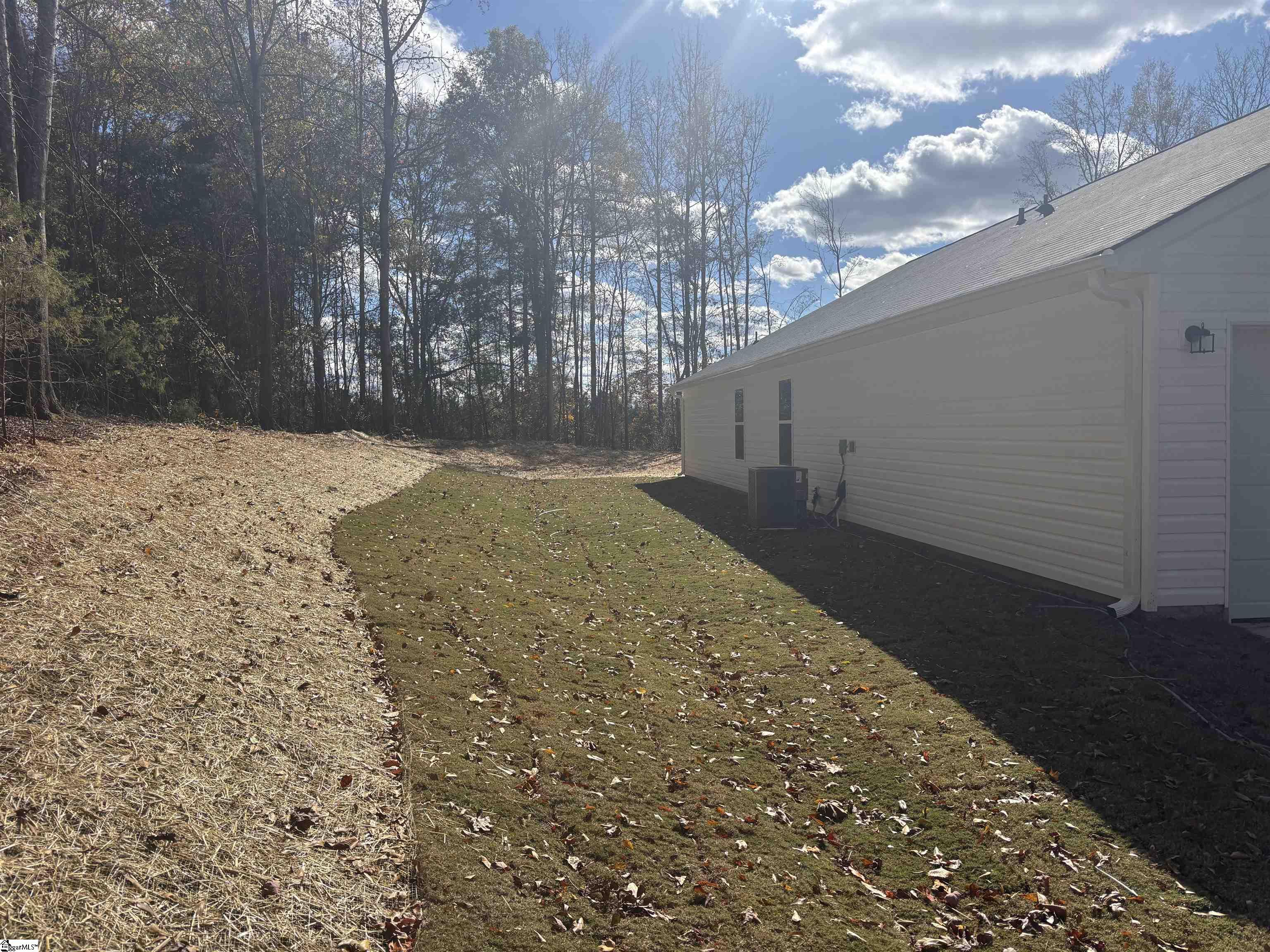 746 Powers Road Laurens, SC 29360 - Photo 11 of 17