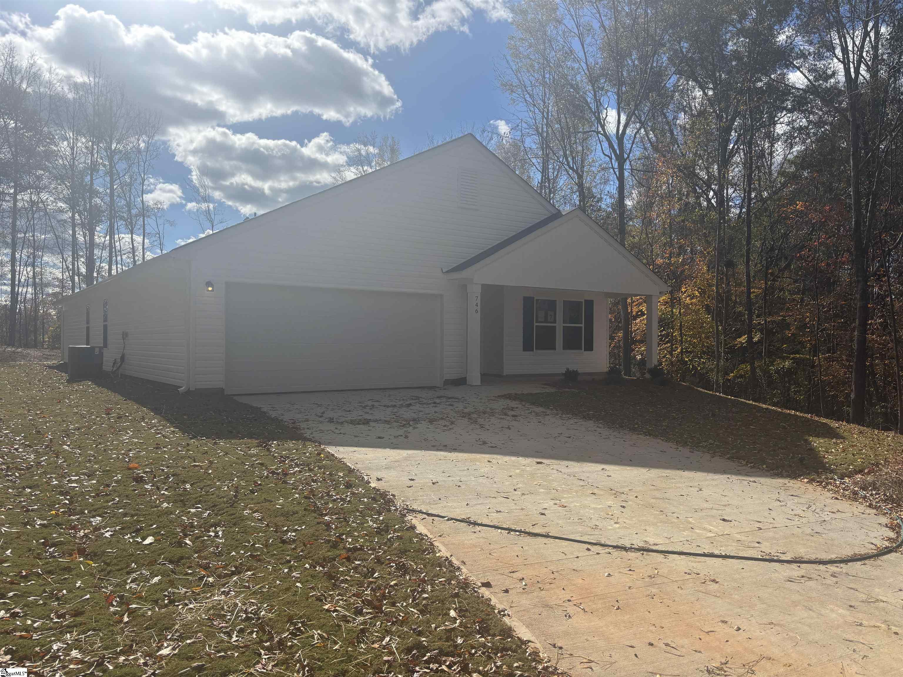 746 Powers Road Laurens, SC 29360 - Photo 10 of 17