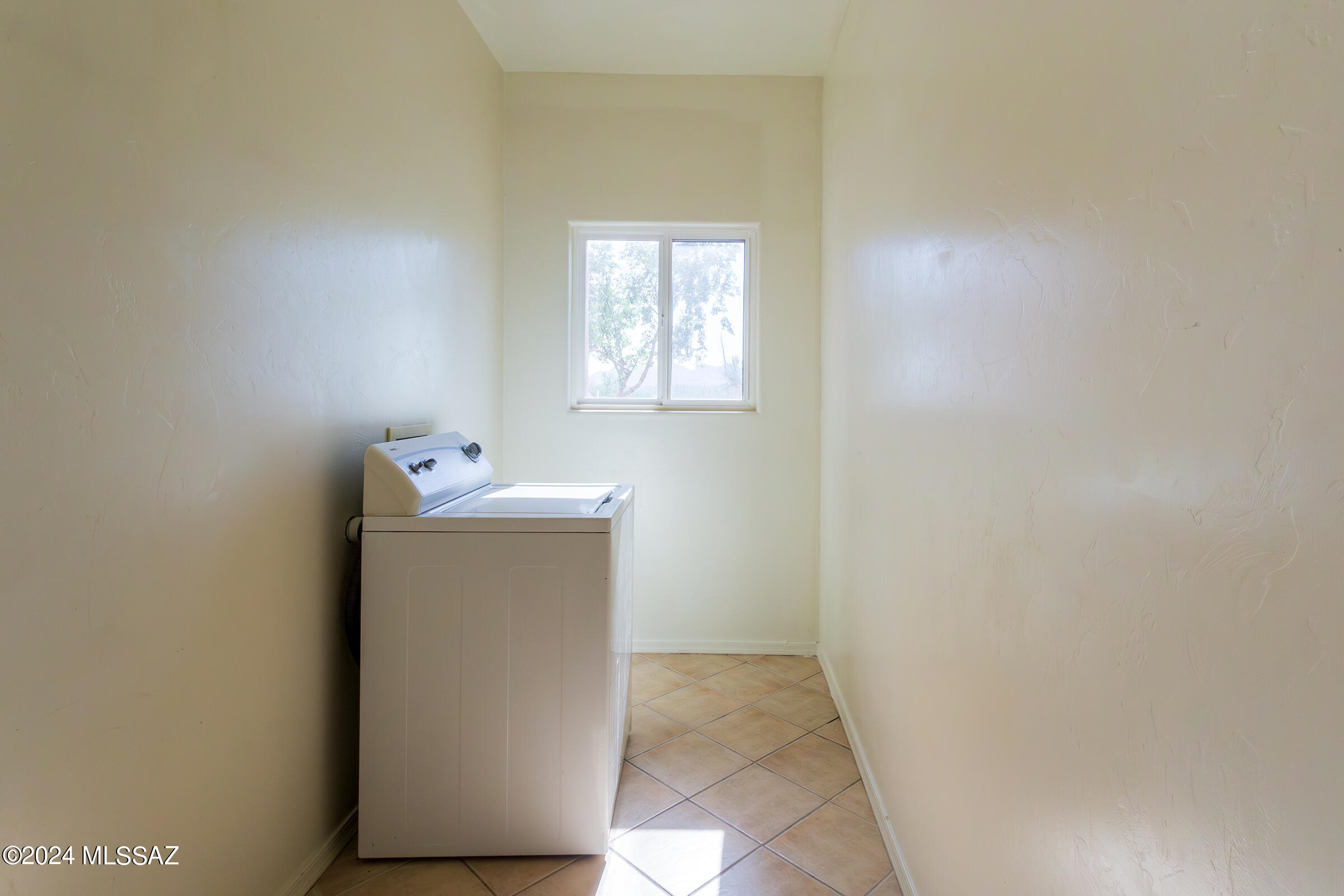 293 Paseo Mascota Rio Rico, AZ 85648 - Photo 13 of 34
