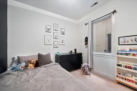$515,000 | 636 North Racine Avenue, Unit 3S, Chicago, IL 60642