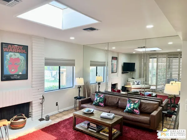 $3,600 | 2441 South Birdie Way, Unit E, Palm Springs, CA 92264