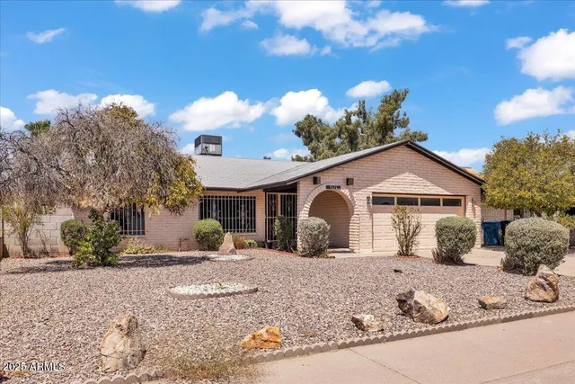 $369,900 | 9626 North 35th Lane, Phoenix, AZ 85051
