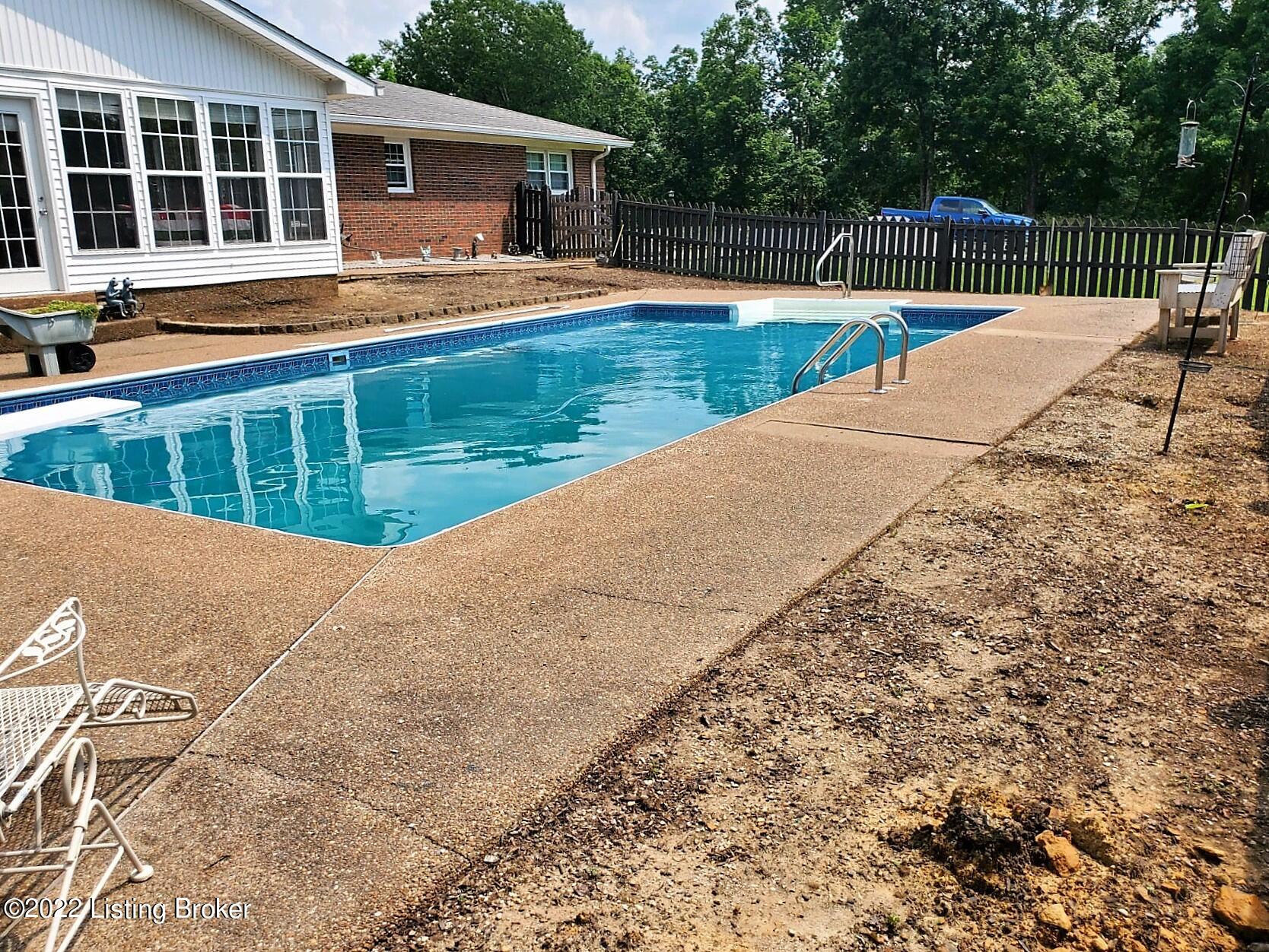 1277 Junction Road Falls Of Rough, KY 40119 - Photo 4 of 46 pool