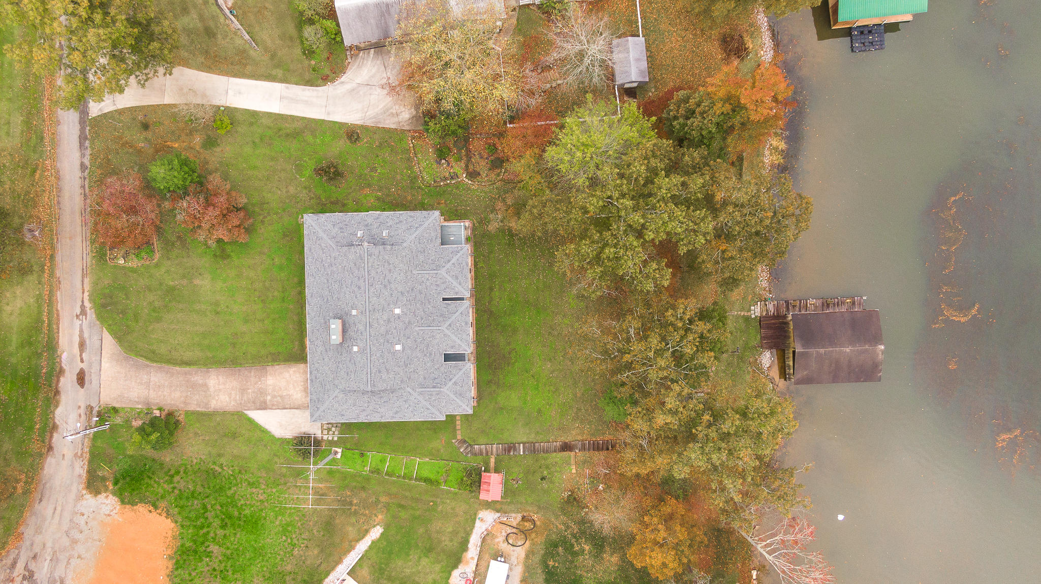 871 Toestring Cove Rd Spring Spring City, TN 37381 - Photo 5 of 46 Toestring-62