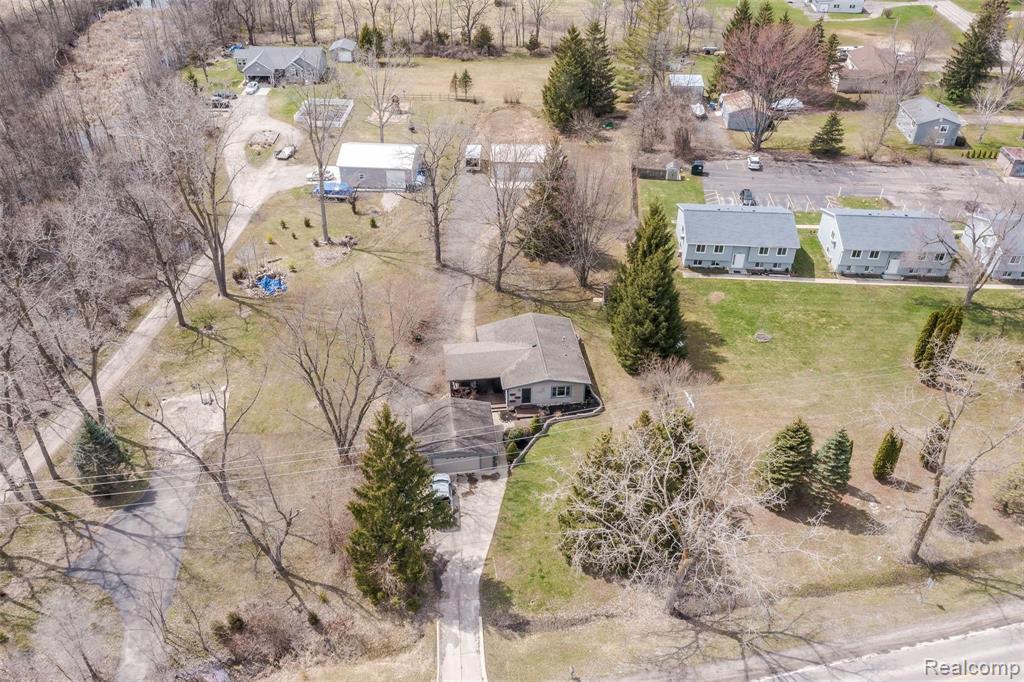 13396 North Road Fenton, MI 48430 - Photo 50 of 52