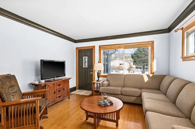 $290,000 | 6202 Tacony Street, Duluth, MN 55807