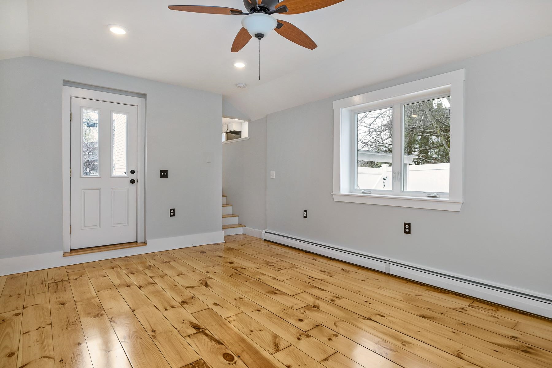 114 Front Street Exeter, NH 03833 - Photo 13 of 33