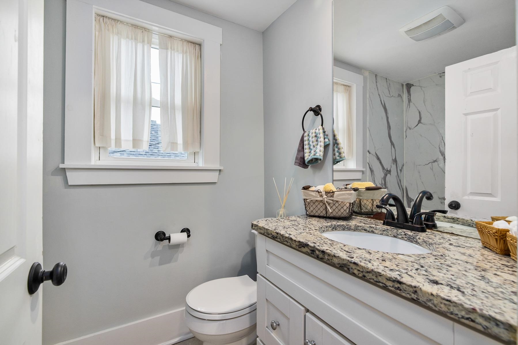 114 Front Street Exeter, NH 03833 - Photo 20 of 33