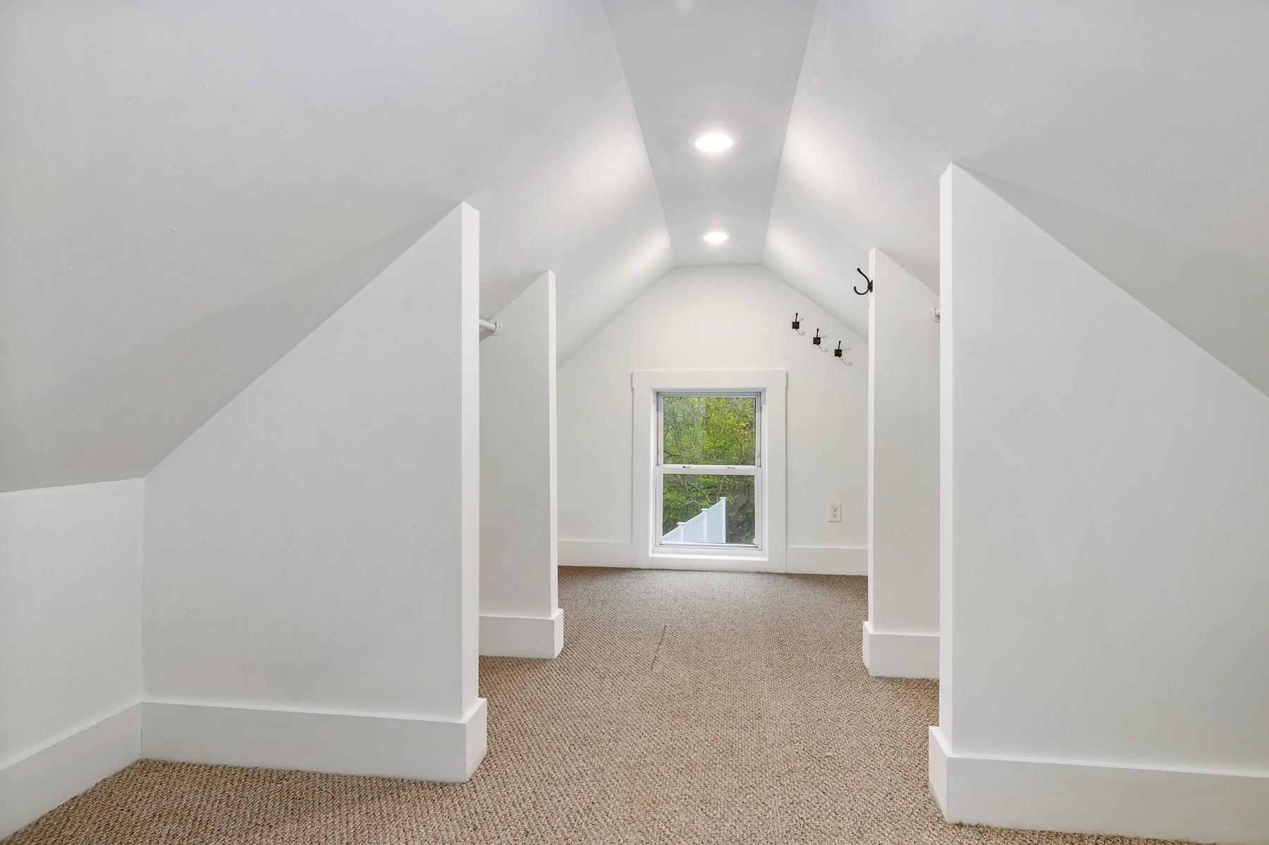 114 Front Street Exeter, NH 03833 - Photo 26 of 33