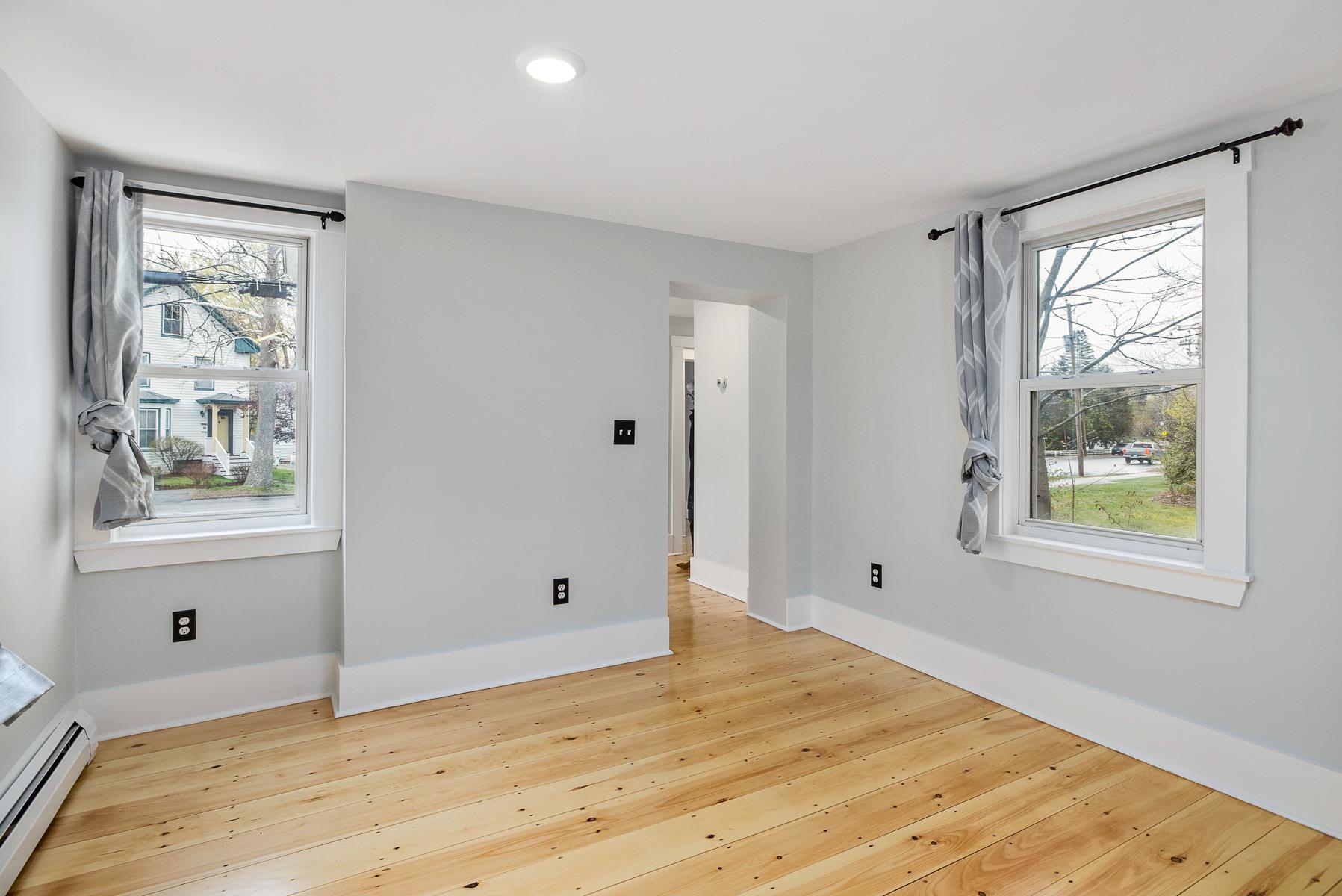 114 Front Street Exeter, NH 03833 - Photo 7 of 33