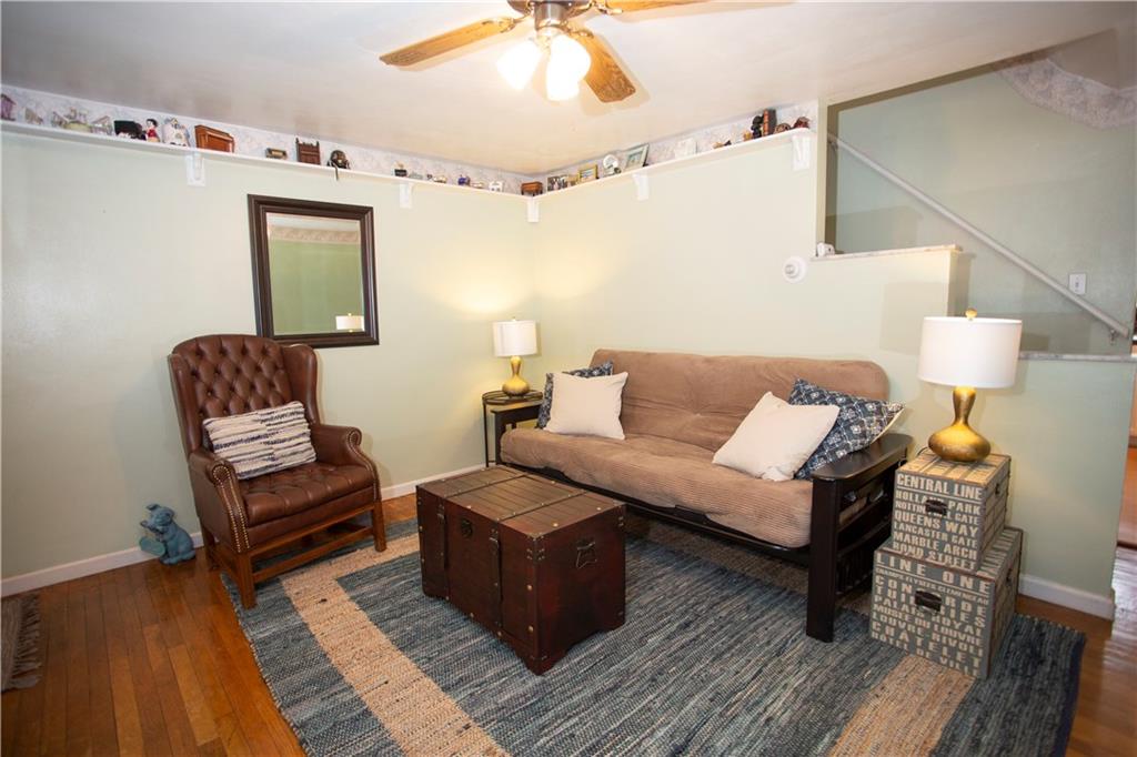 330B Moon Clinton Road, Unit B Coraopolis, PA 15108 - Photo 4 of 22