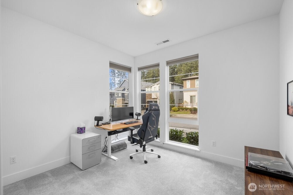 5820 155th Street Southwest Edmonds, WA 98026 - Photo 21 of 39