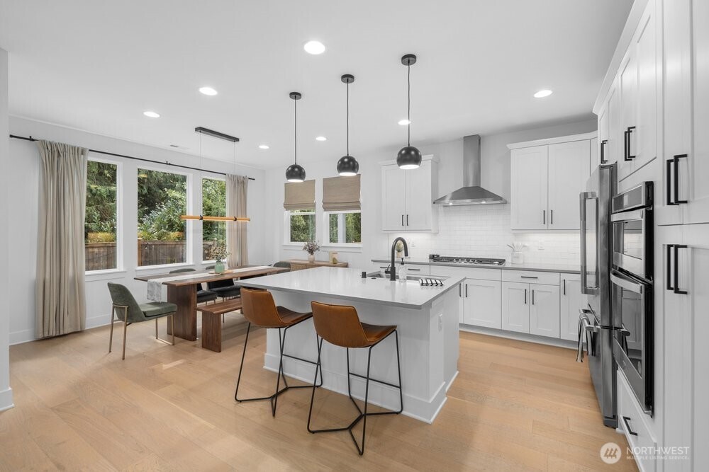 5820 155th Street Southwest Edmonds, WA 98026 - Photo 8 of 39