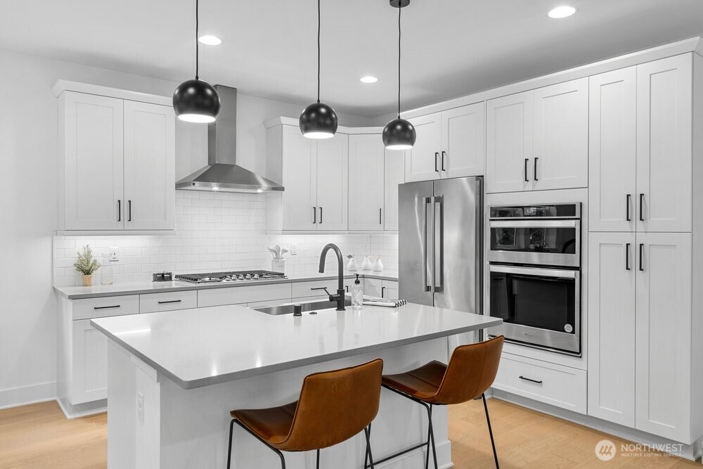 5820 155th Street Southwest Edmonds, WA 98026 - Photo 10 of 39