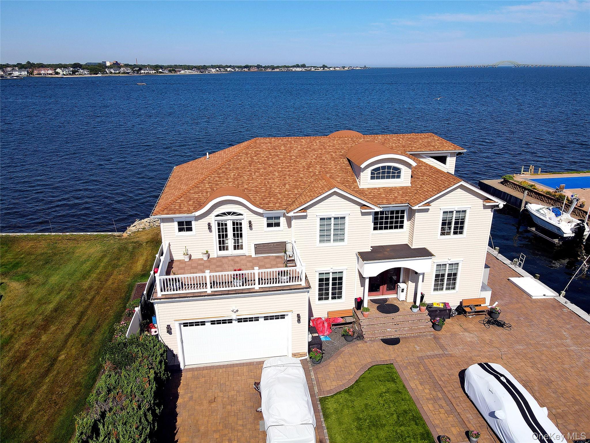 75 Yacht Club Road Babylon, NY 11702 - Photo 1 of 50 Gallery Image 1