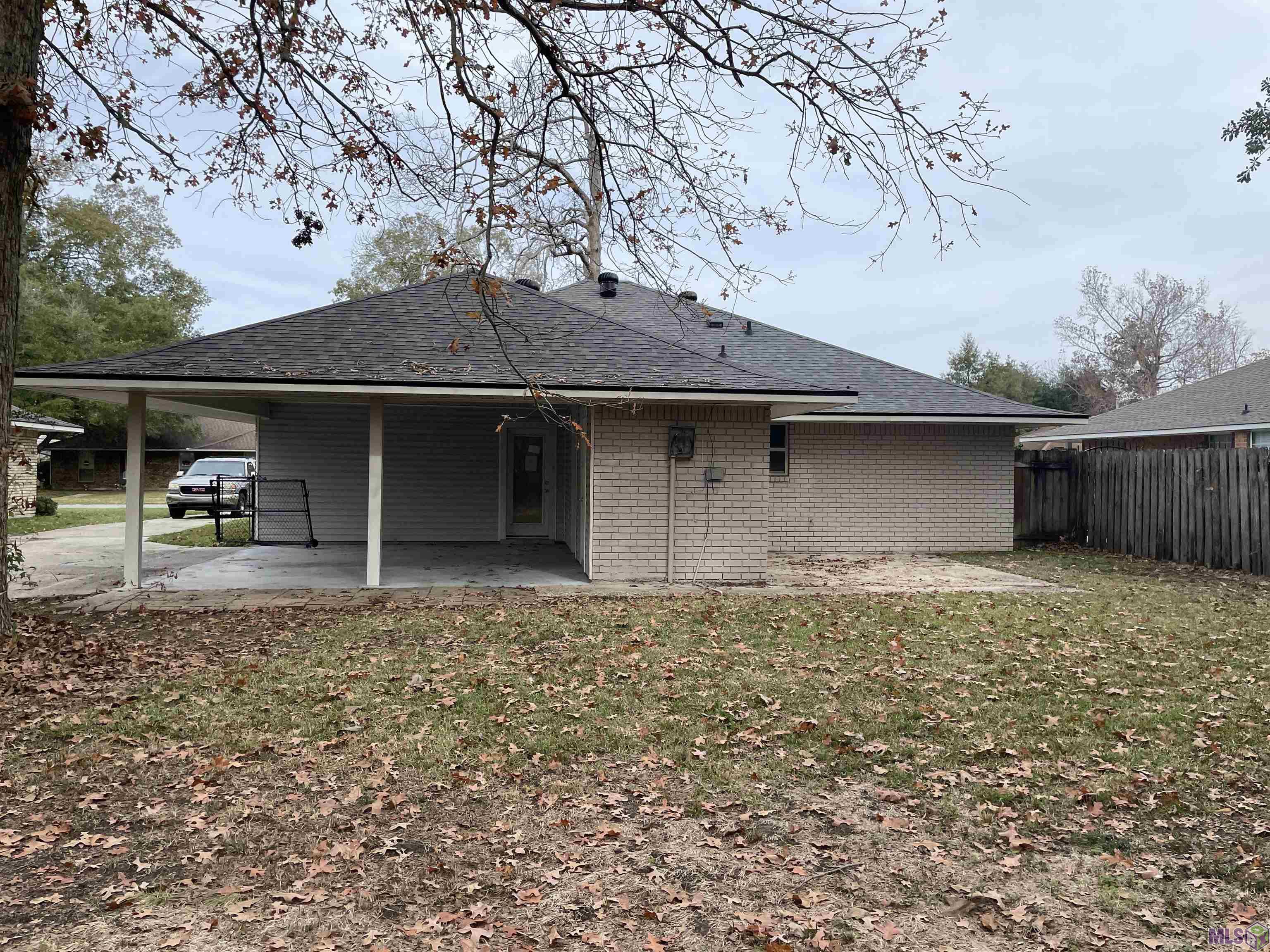 16626 Bonham Avenue Baton Rouge, LA 70816 - Photo 3 of 12 Gallery Image 3