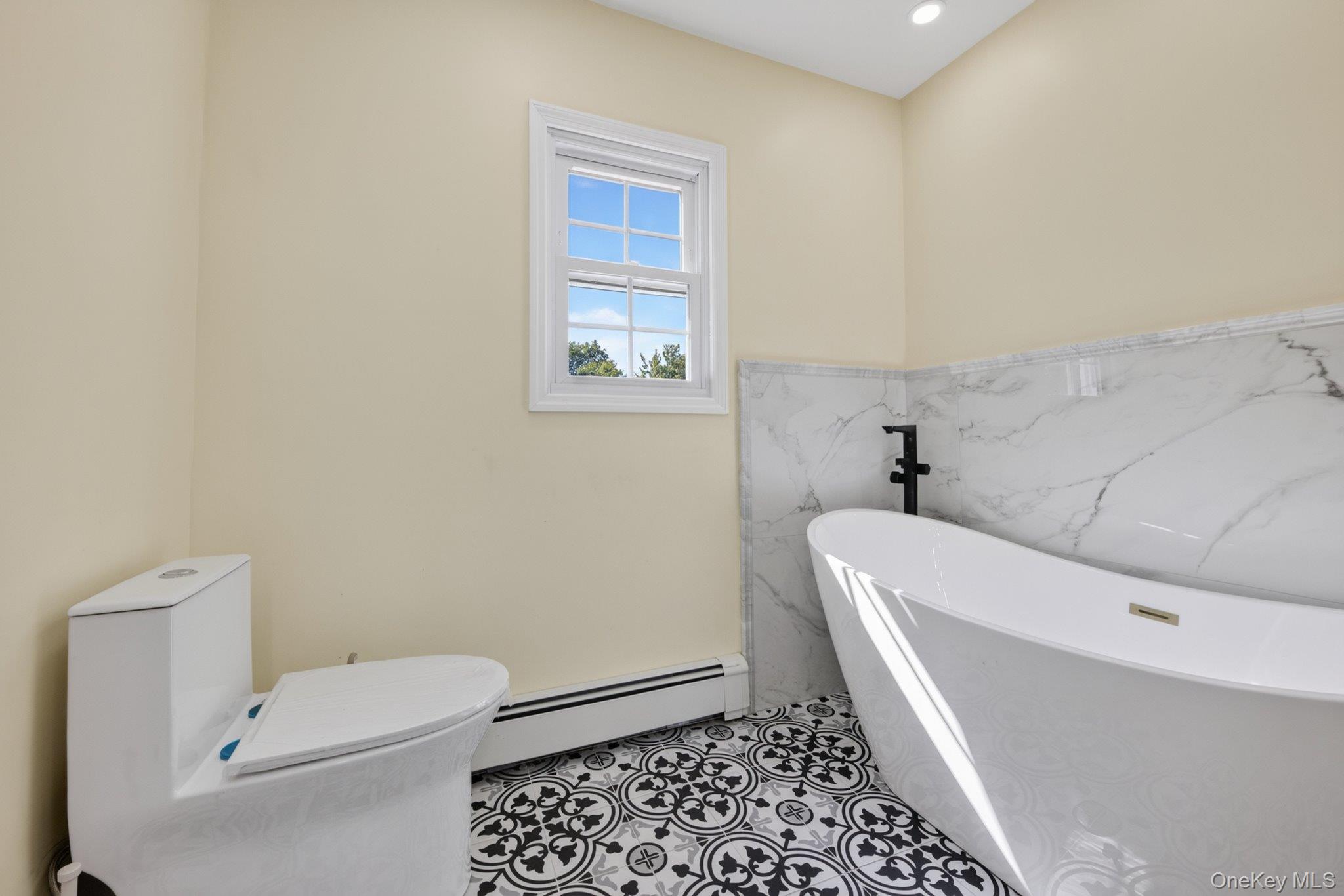 669 Vassar Road Poughkeepsie, NY 12603 - Photo 9 of 23
