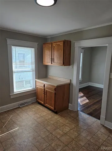 $135,000 | 523 East Acton Avenue, Wood River, IL 62095