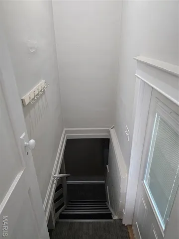 $135,000 | 523 East Acton Avenue, Wood River, IL 62095