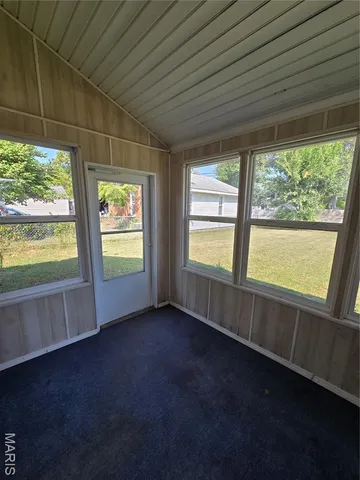 $135,000 | 523 East Acton Avenue, Wood River, IL 62095