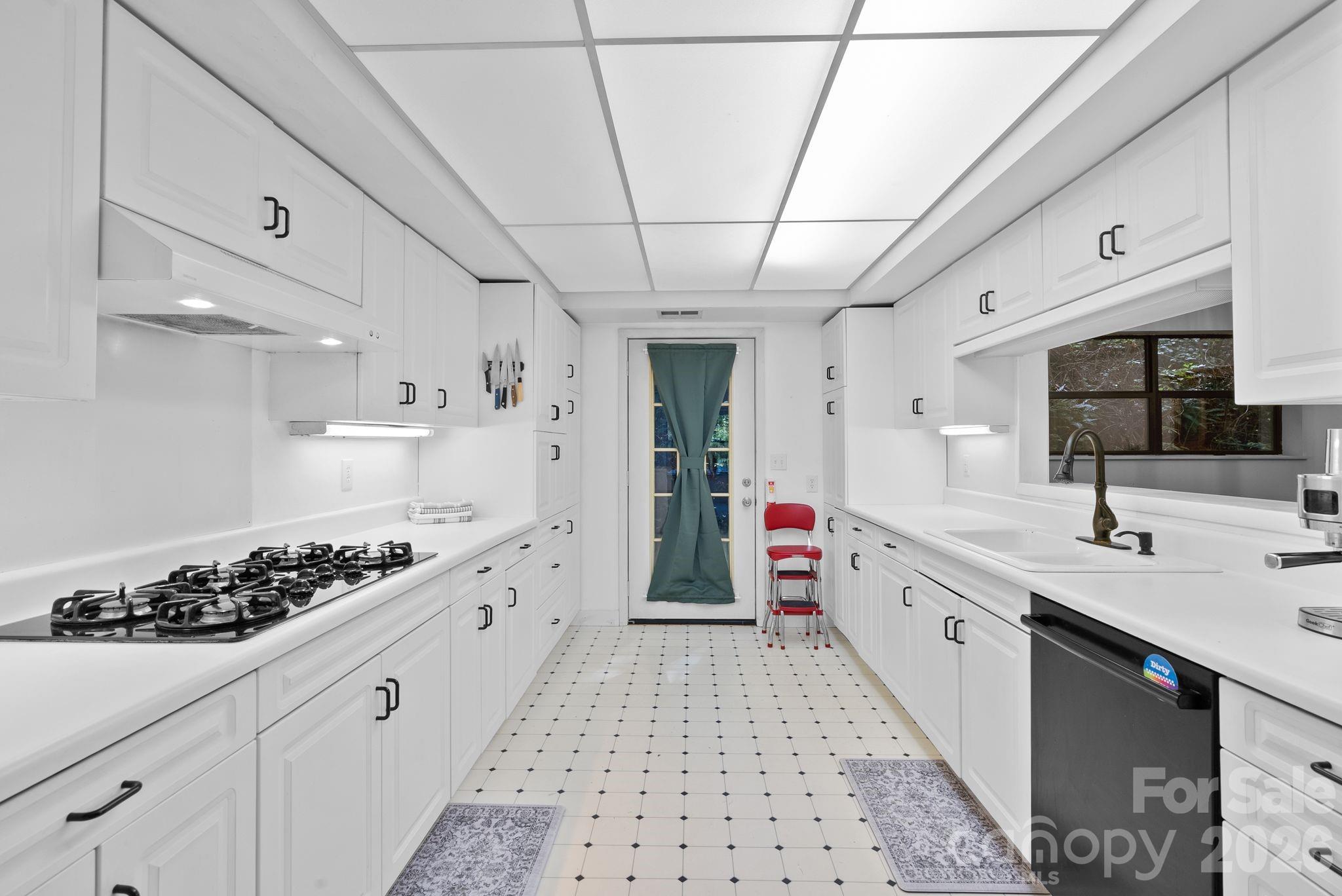 53 Hackberry Lane Waynesville, NC 28785 - Photo 27 of 40